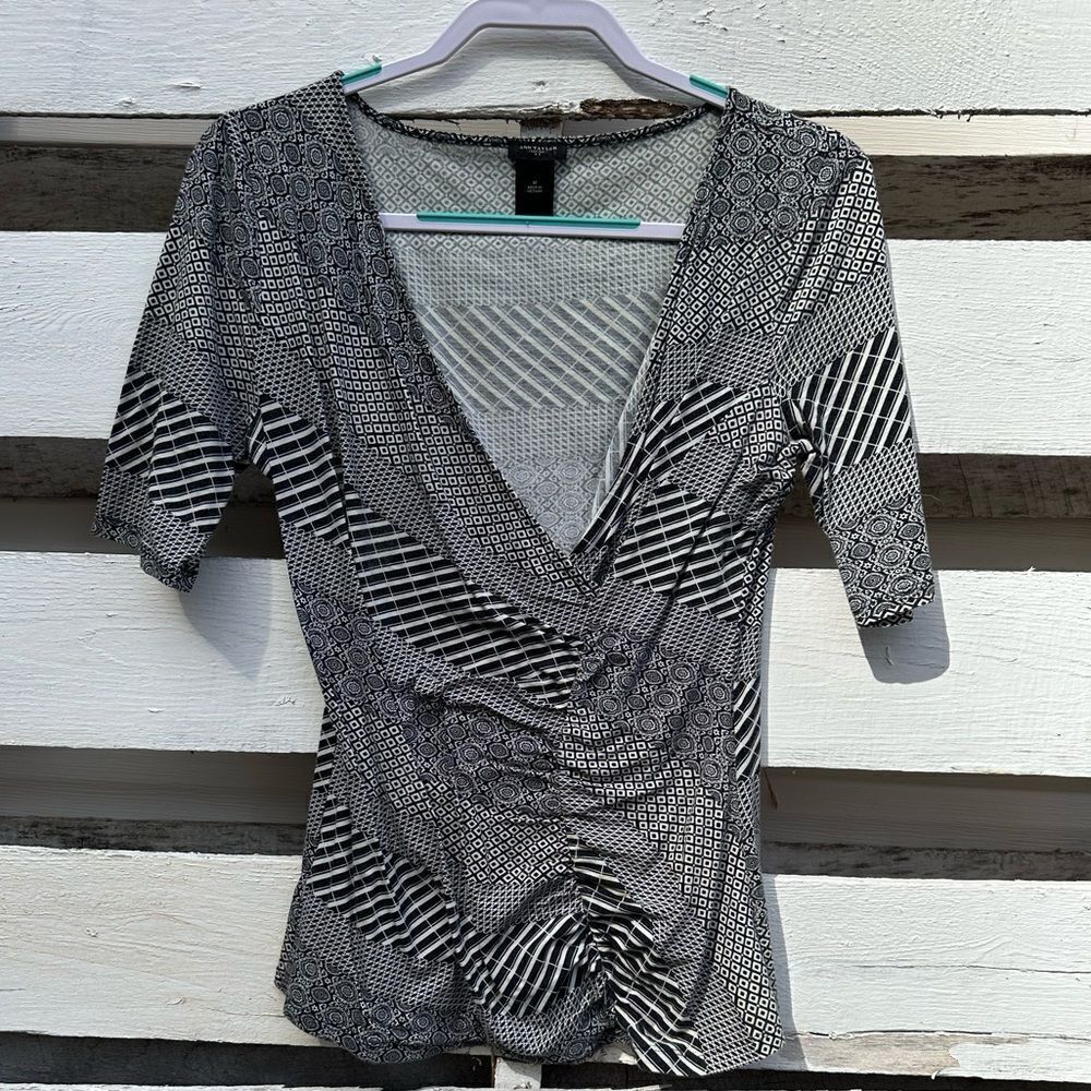 EUC Ann Taylor Top